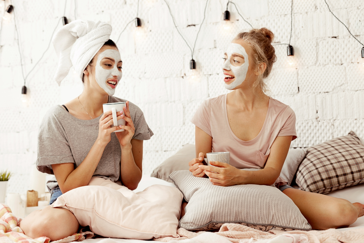 How to Help a Friend Deal With a Breakup